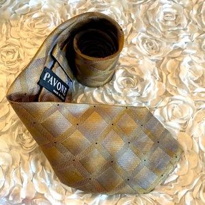 New Pavone mens silk tie